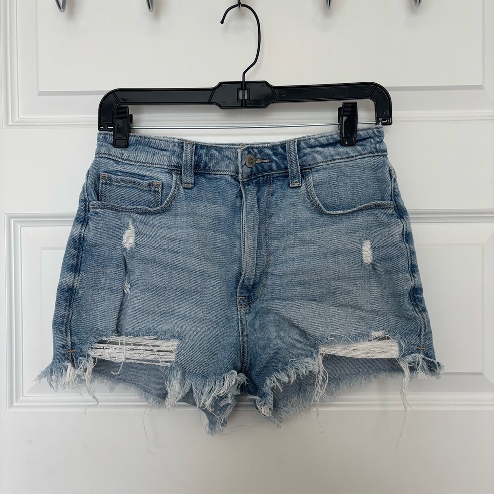 Hollister Ultra High Rise Mom Shorts